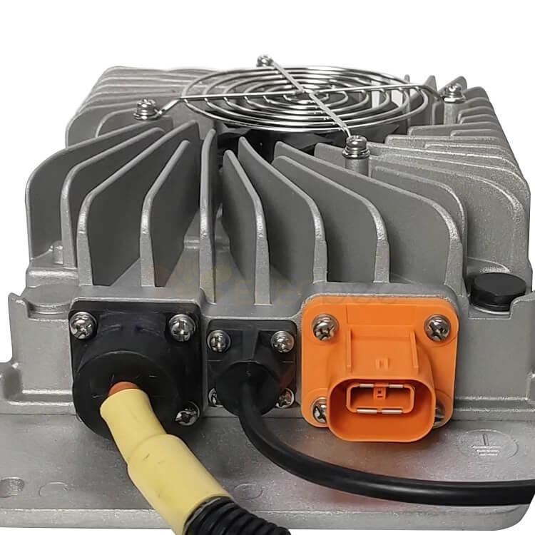 EV-Ladegerät 1,5 kW 14 V, 9–15 V, 110 A für die Ladungsumwandlung von 320 V Gleichstrom in Gleichstrom