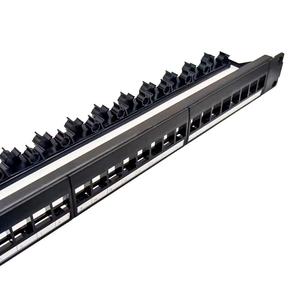 Keystone 插孔接线板 24 端口用于安装 19 空白接线板