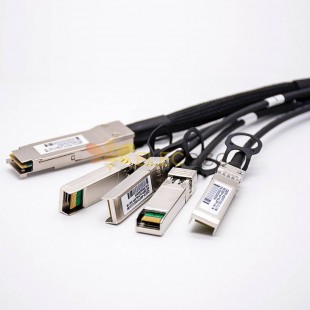 Câble à connexion directe en cuivre passif DAC longueur 1M 40G QSFP+ à 4 émetteur-récepteur à fibre SFP+
