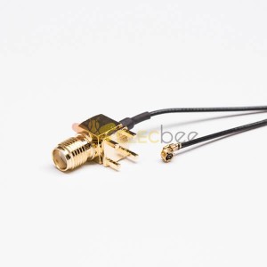 SMA 电缆焊接角度与黑色 RF1.13 同轴电缆到 IPEX I。
