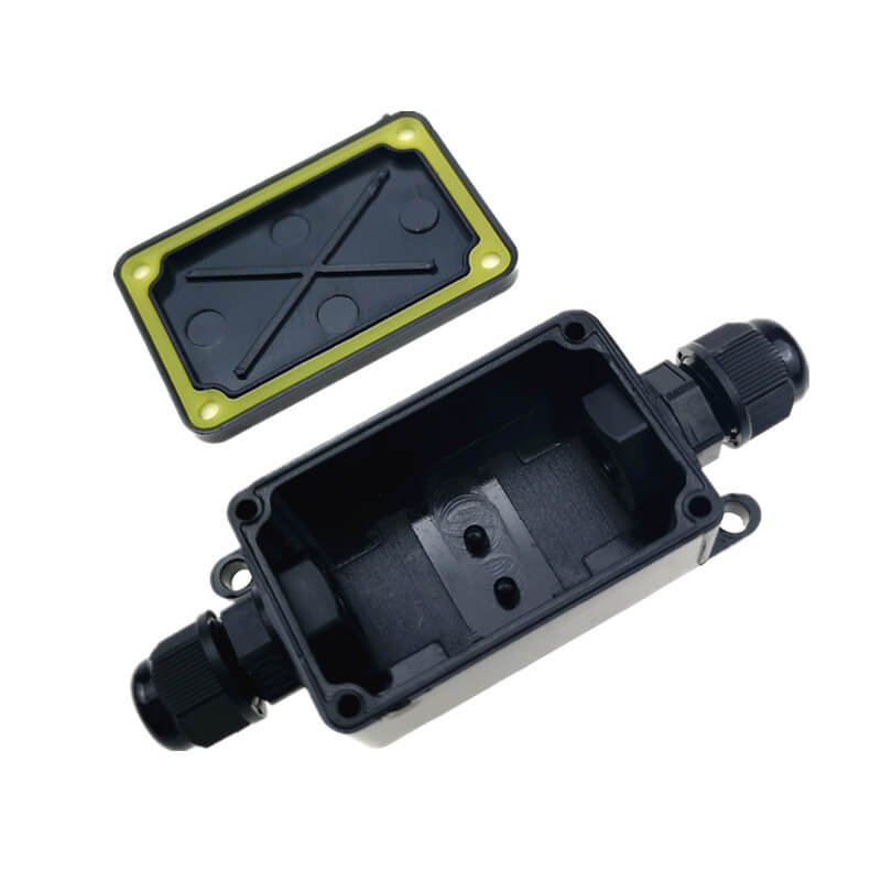 Mini Outdoor Waterproof Junction Box With Terminals IP66 Plastic Black Distribution Box FSH100-2P
