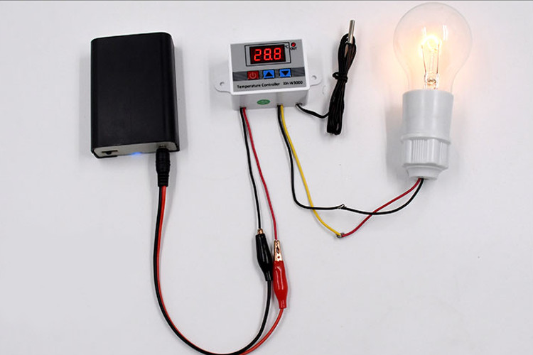 Digitaler Thermostat XH-W3002 mit externem Fühler -50°C 